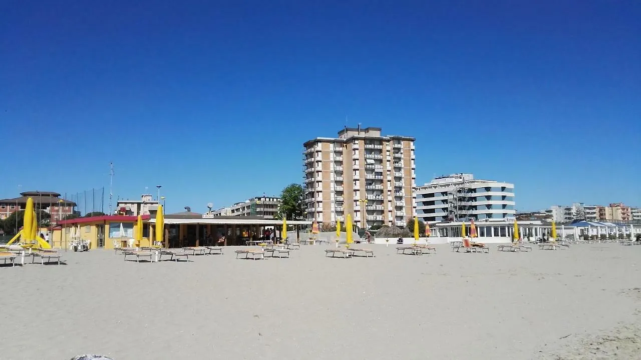 Apartment Residence Adriatico Lido Adriano